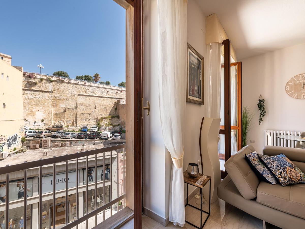 Apartment On Shopping Street Cagliari Exterior foto