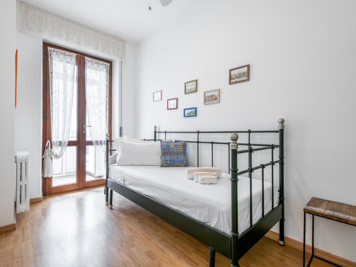 Apartment On Shopping Street Cagliari Exterior foto